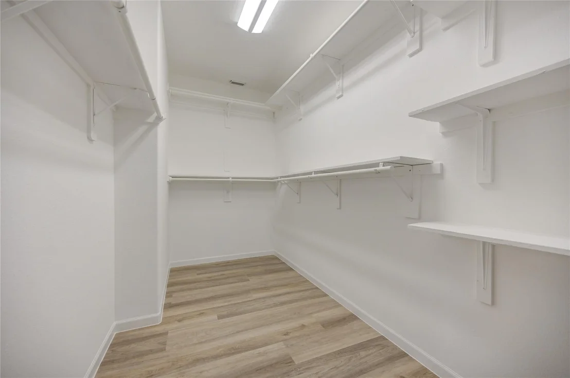 Photo of 21626 Amesbury Meadow Lane