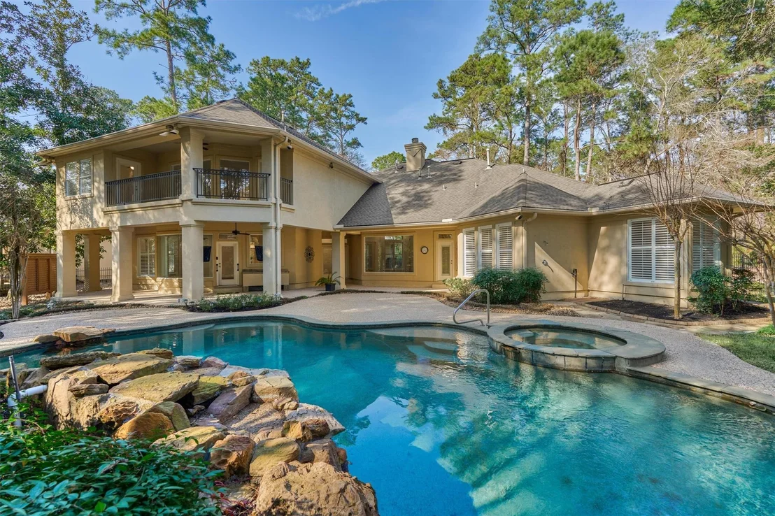 Photo of 43 Meadow Brook Place