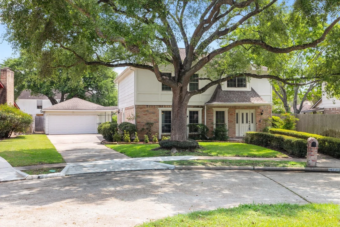 Photo of 4007 Valley Estates Drive