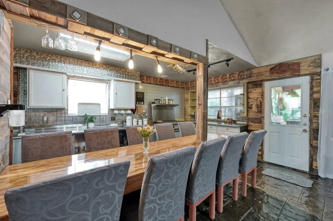 Photo of 22714 Canyon Lake Drive