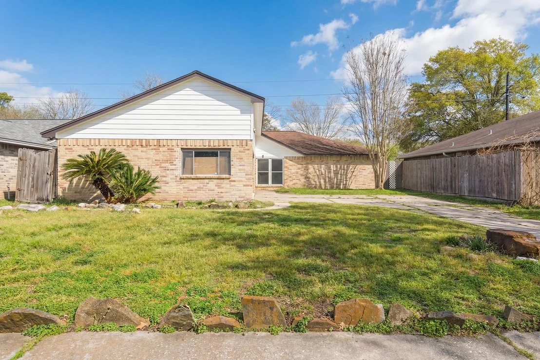 Photo of 5819 Sunnygate Drive