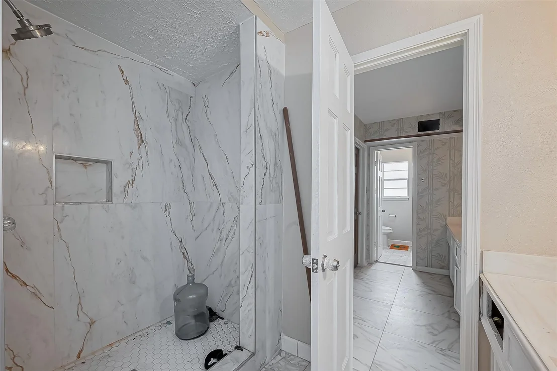Photo of 811 Loire Lane