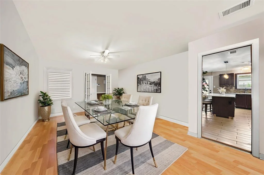 Photo of 5319 Saxon Drive