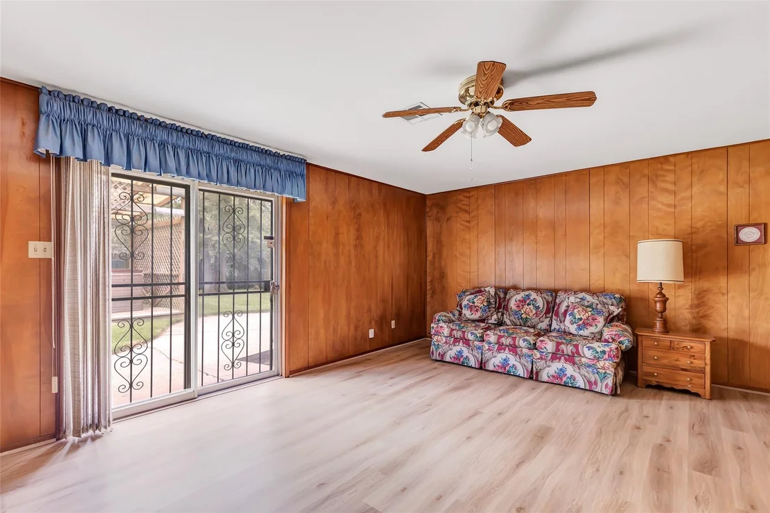 Photo of 14030 Roundstone Lane