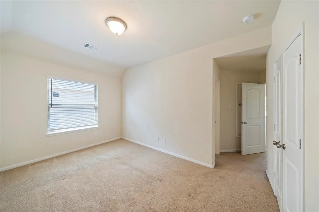 Photo of 114 Covington Court