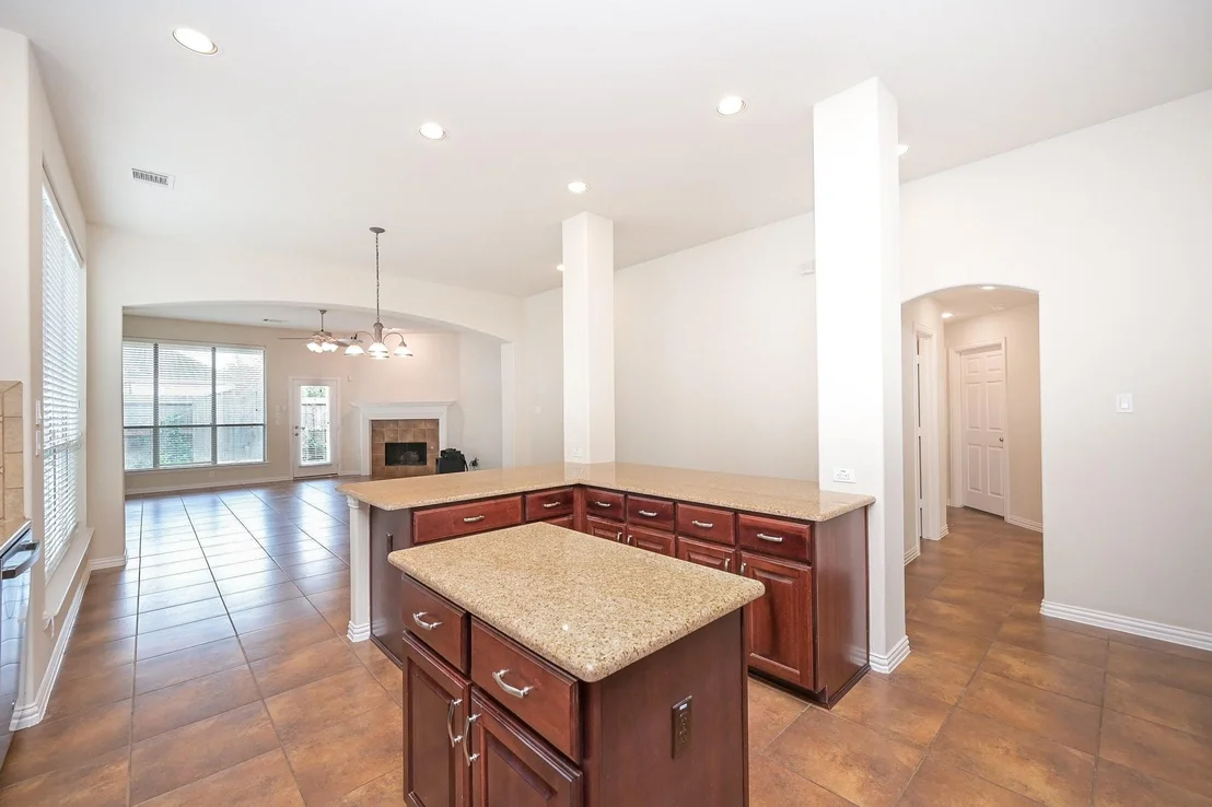 Photo of 28115 Chalet Park Drive