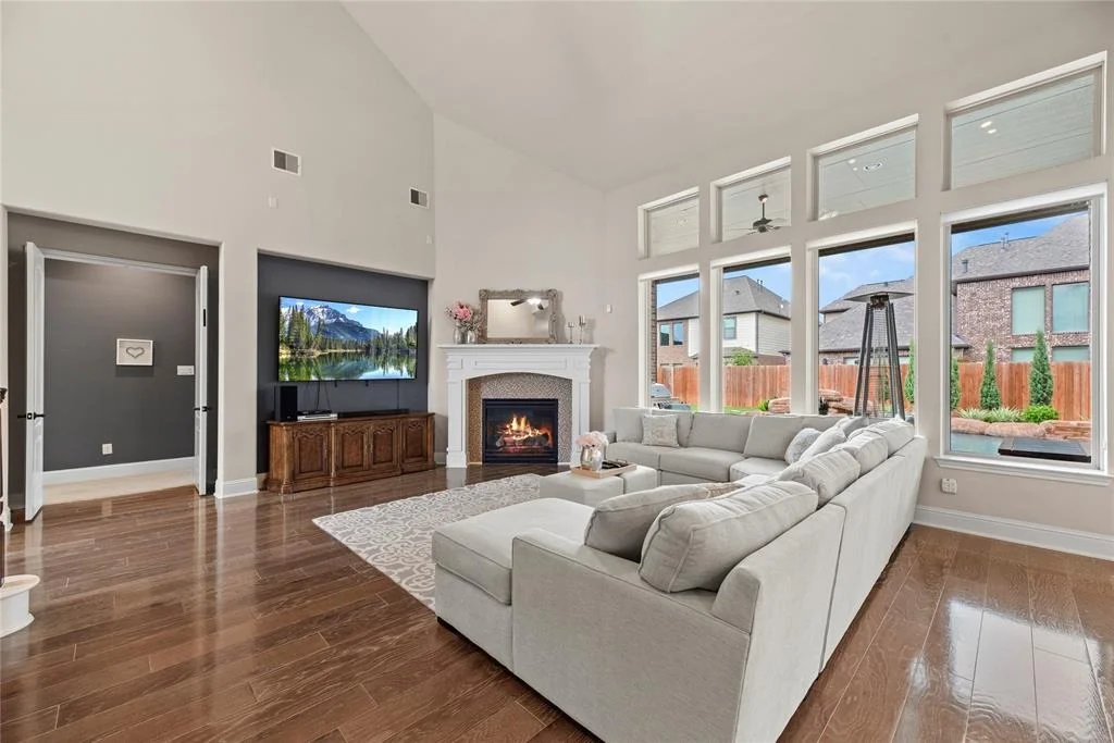 Photo of 19422 Meadow Lakes Drive
