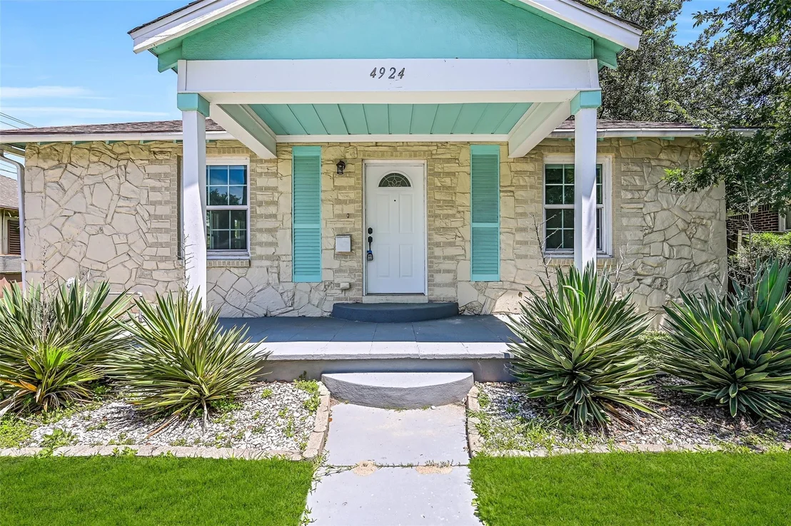 Photo of 4924 Austin Drive