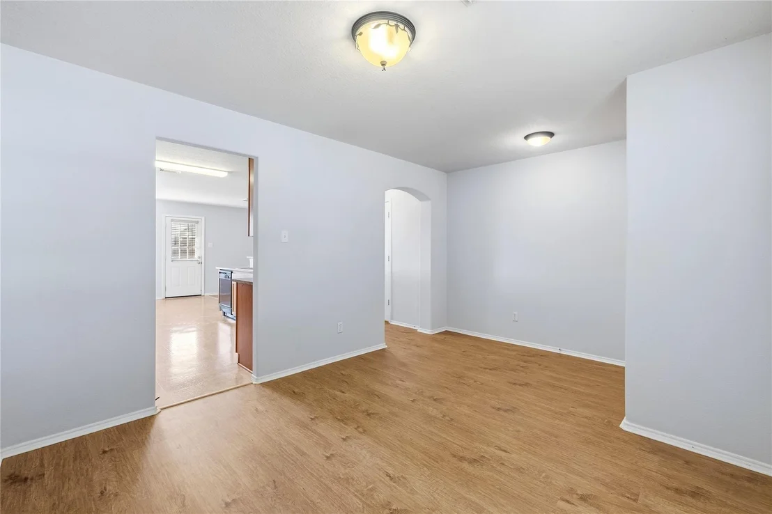 Photo of 606 Kiley Drive