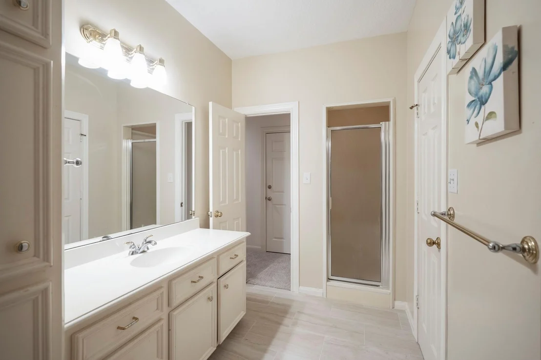 Photo of 46 Hillock Woods