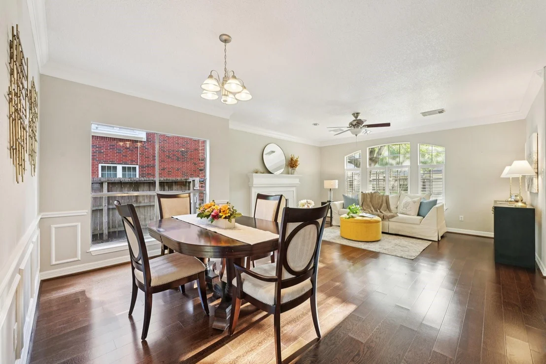 Photo of 2807 Stone Way Drive