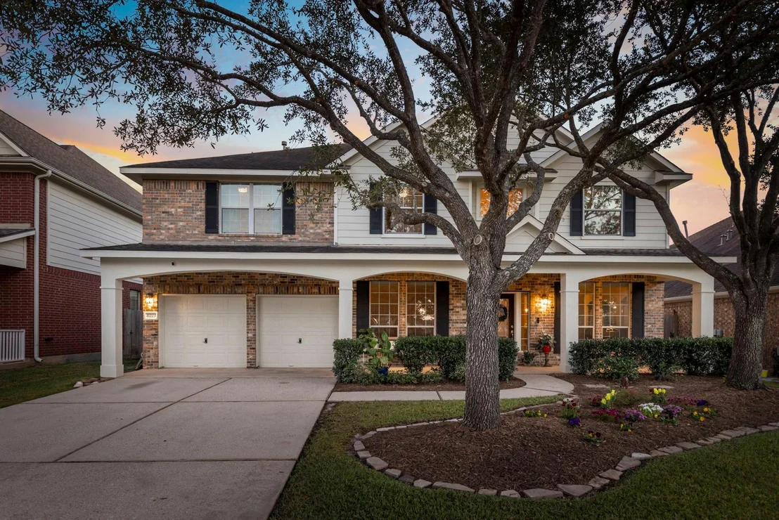Photo of 8223 Palmetta Spring Drive