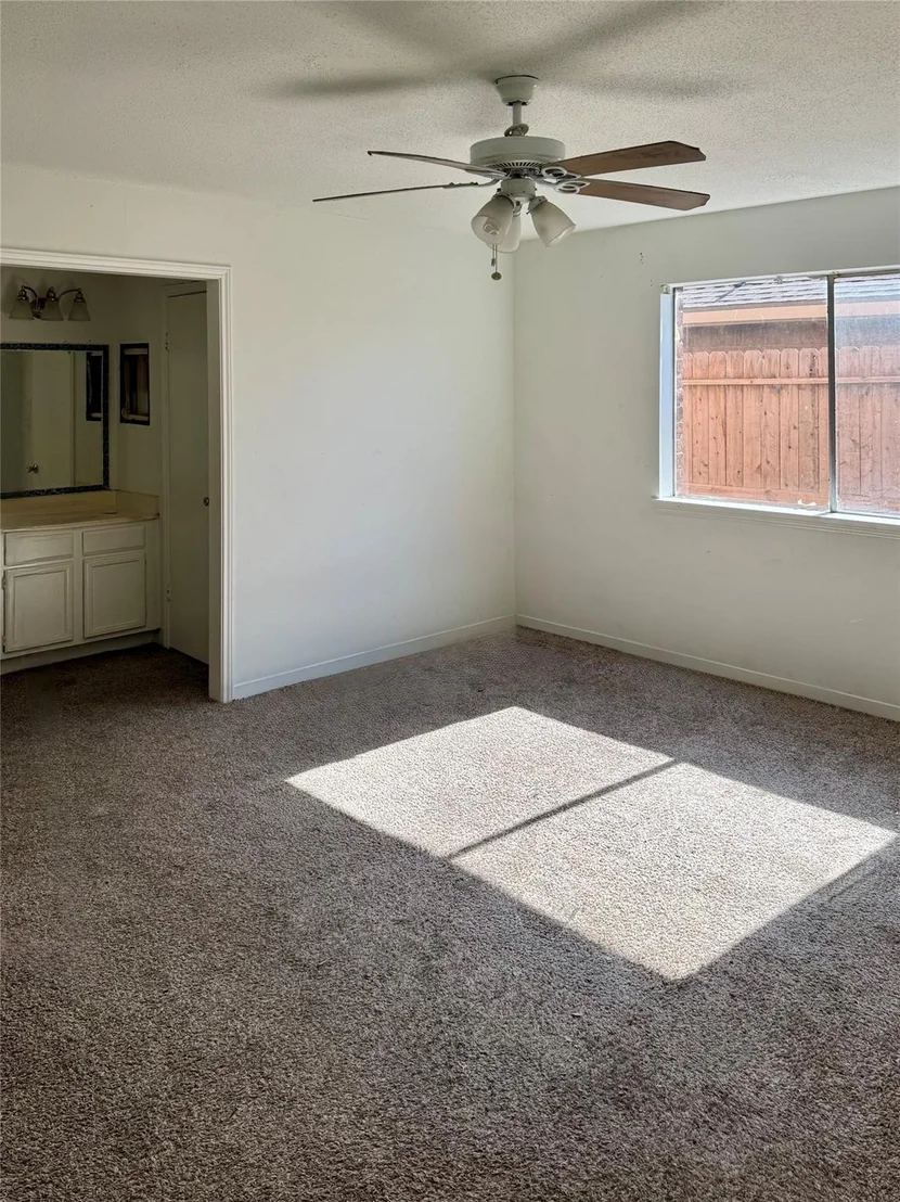 Photo of 6843 Drewlaine Fields Lane