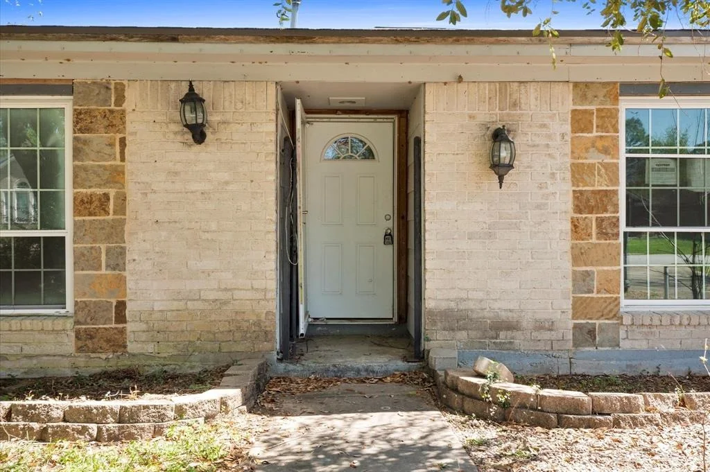 Photo of 5401 Bayou Drive