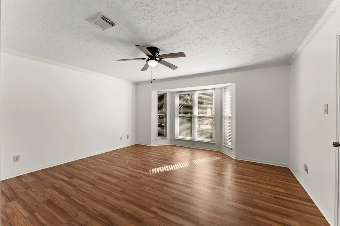 Photo of 7311 17th Green Drive