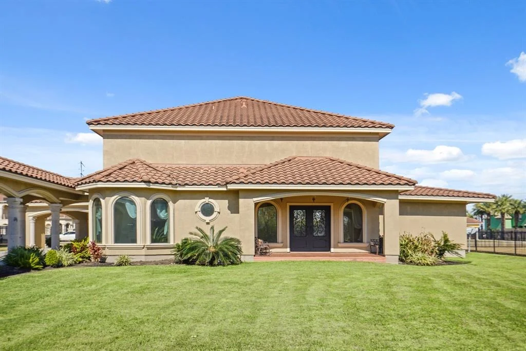 Photo of 16110 Rodale Drive