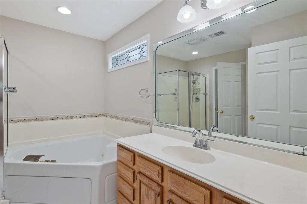 Photo of 90 Westwood Drive E