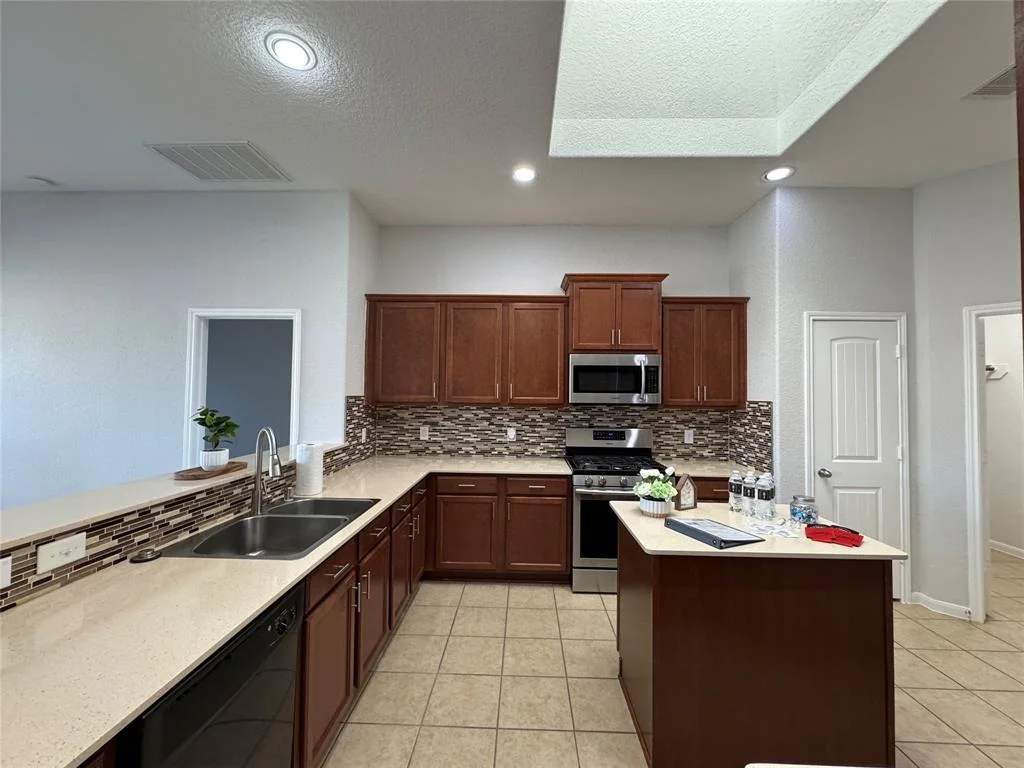 Photo of 8522 Windy Path Lane