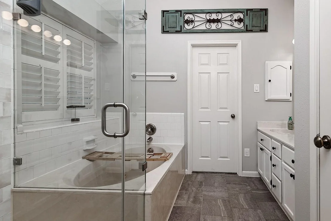 Photo of 2619 Knollbrook Lane