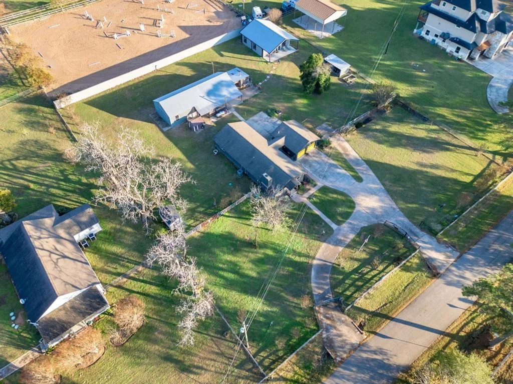 Photo of 33180 Wright Road
