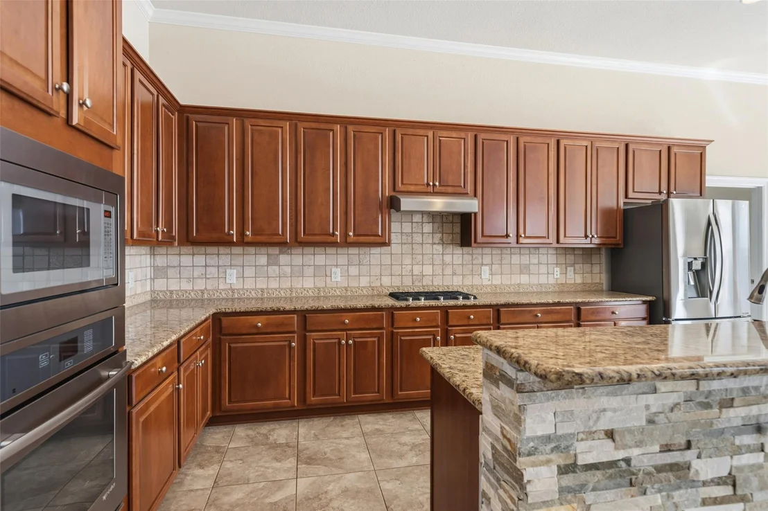 Photo of 25802 Northcrest Drive