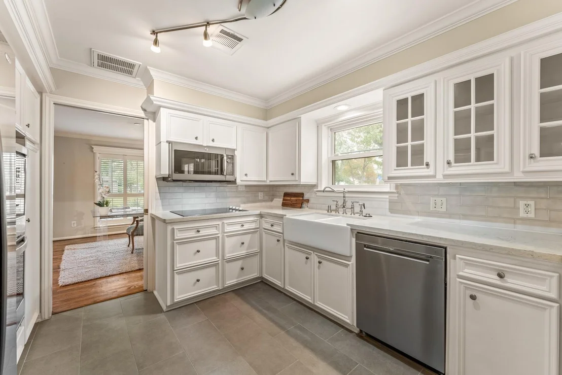 Photo of 10203 Green Tree Road
