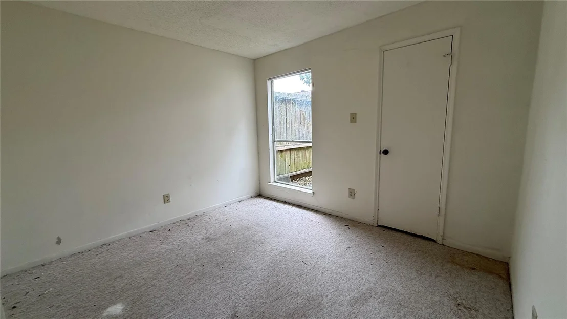 Photo of 4227 Willow Beach Drive