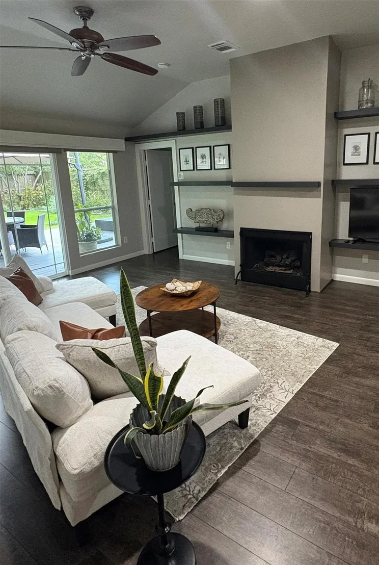 Photo of 24290 Glen Loch Drive