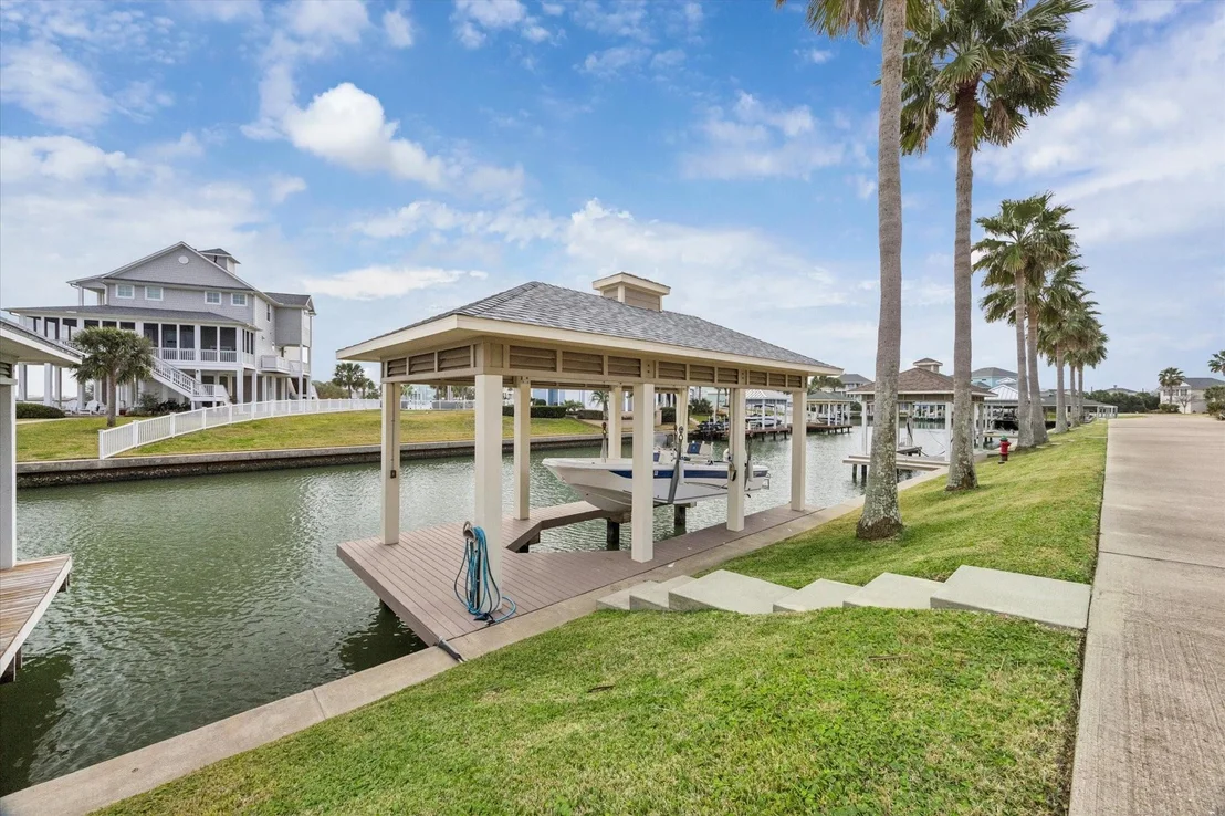 Photo of 3126 Lafittes Point