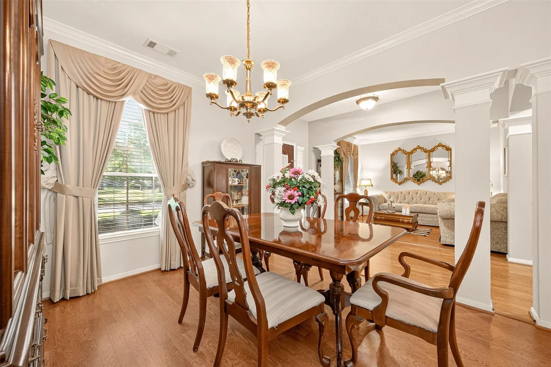 Photo of 10702 Fallsbridge Drive