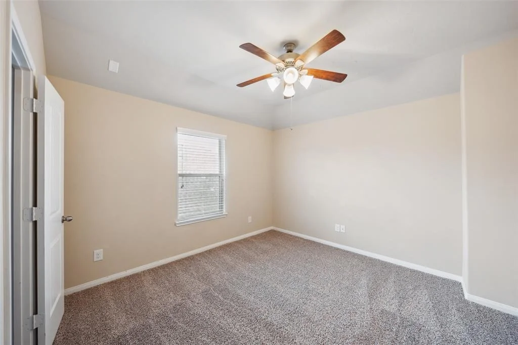 Photo of 1306 S Maple Drive