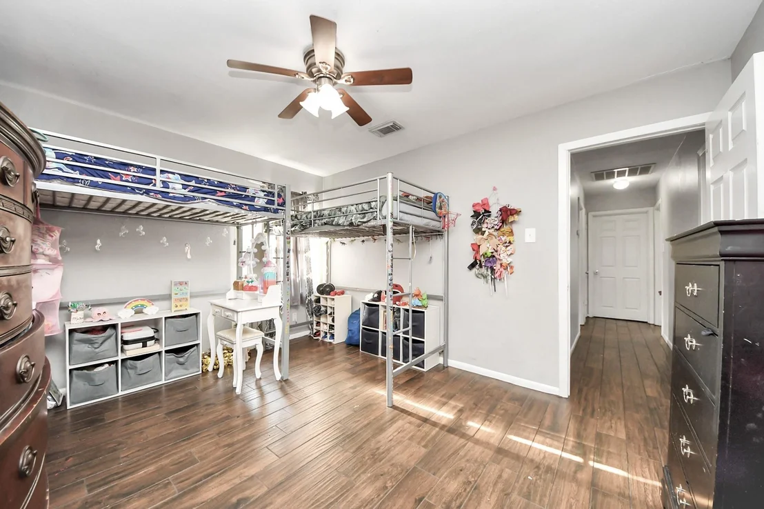 Photo of 805 Armor Avenue