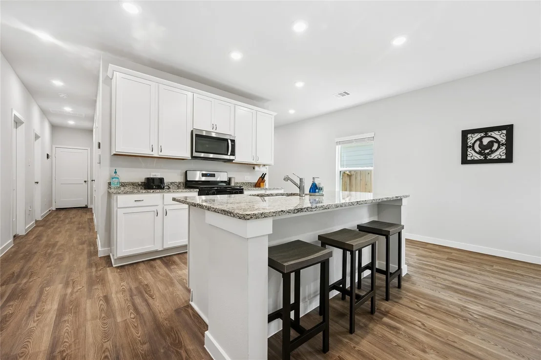 Photo of 16934 Needlepoint Drive