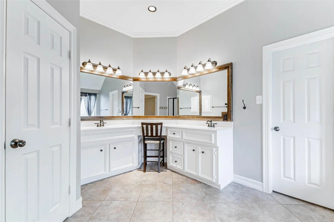 Photo of 4611 Camden Brook Lane