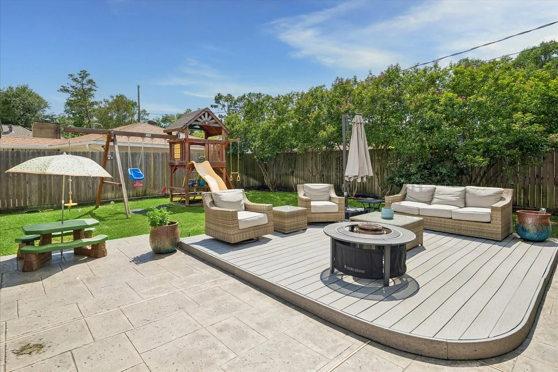 Photo of 2011 Willowmoss Court