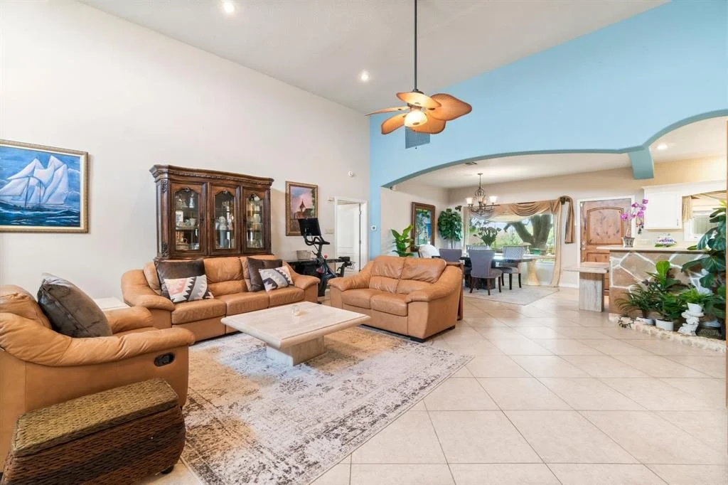 Photo of 55 Lakeway Drive