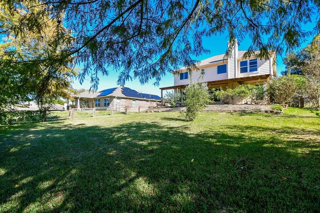 Photo of 323 Cape Conroe Drive