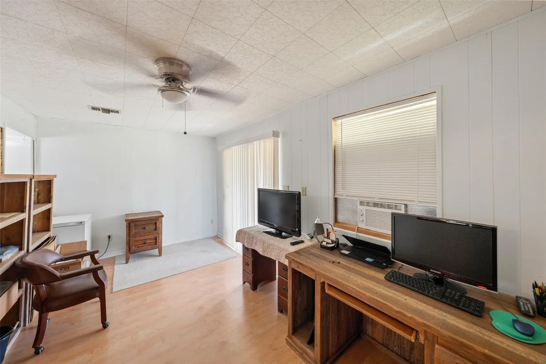 Photo of 25739 Old Howth Road