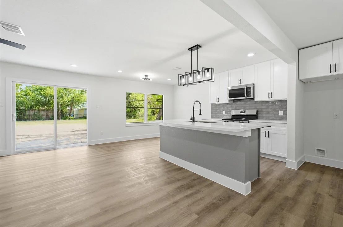 Photo of 5123 Willow Glen Drive