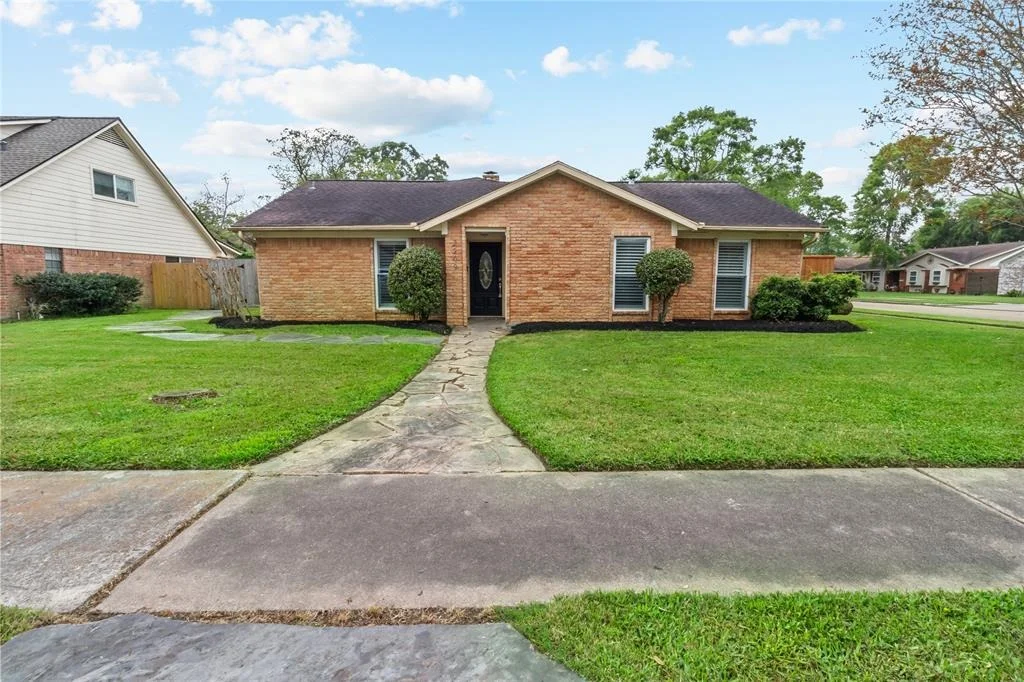 Photo of 2209 Hialeah Drive