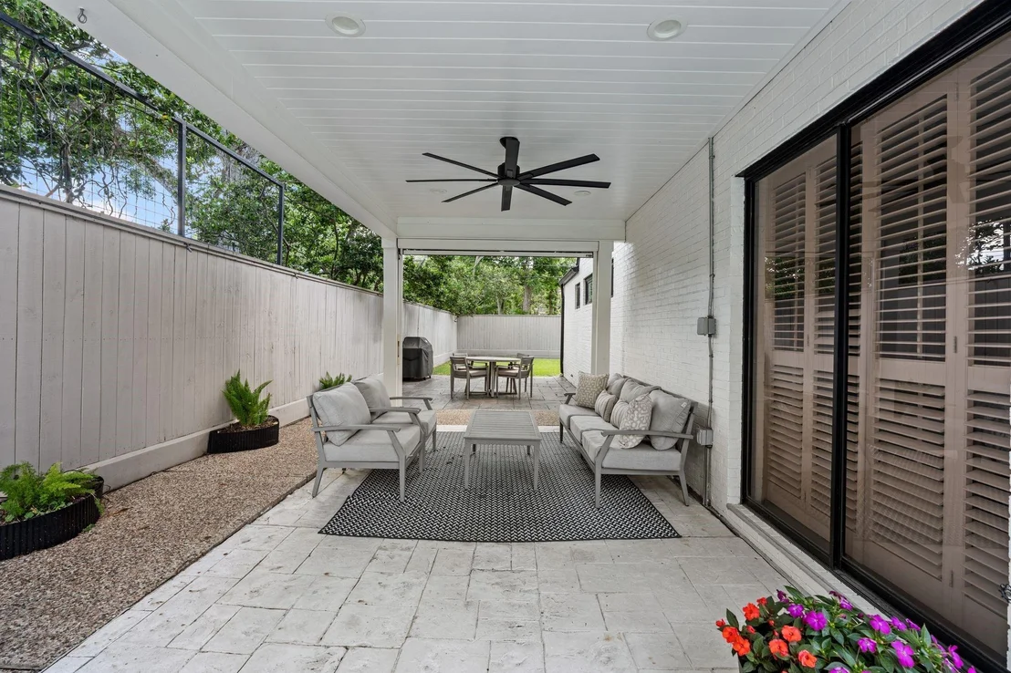 Photo of 6348 Vanderbilt Street