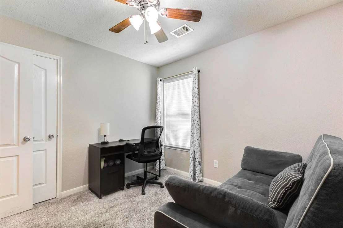 Photo of 15214 Thistle Rock Lane