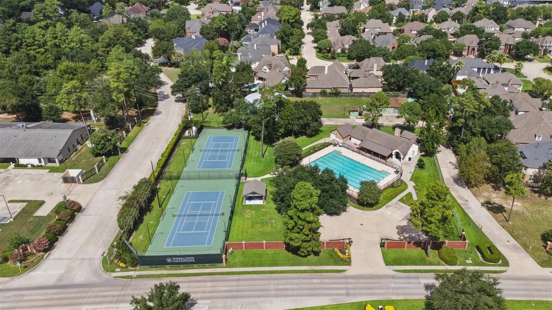 Photo of 16111 Wimbledon Forest Drive