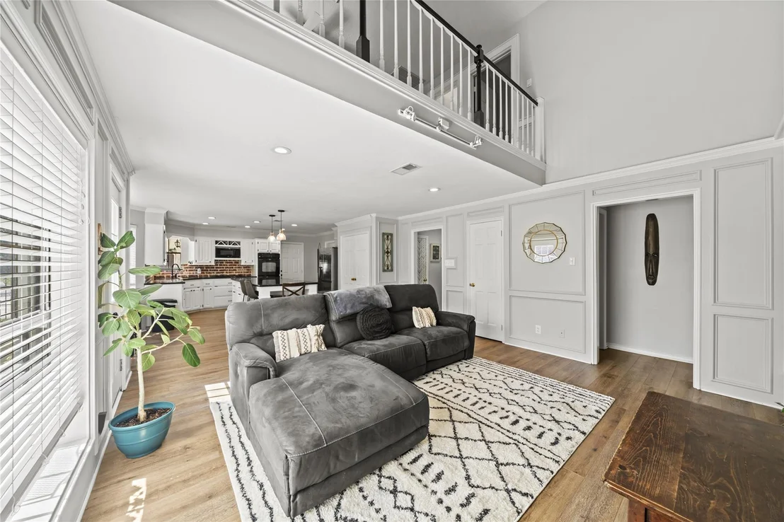 Photo of 31406 Stella Lane