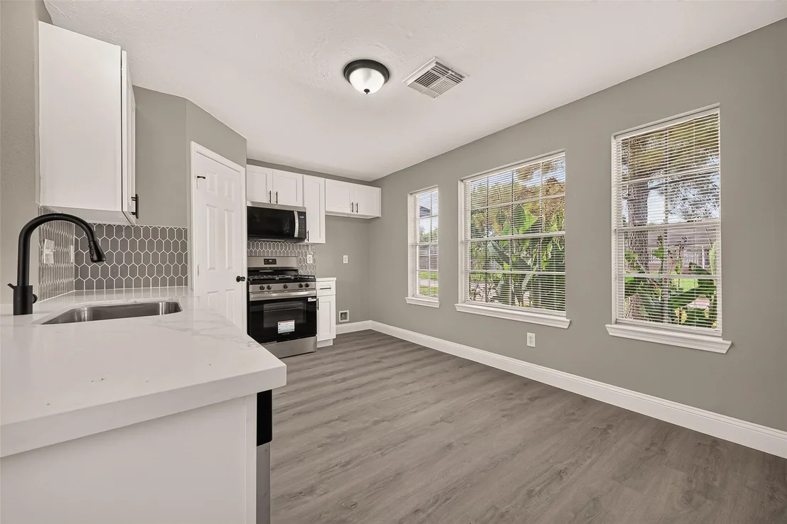Photo of 4718 Fairgreen Lane