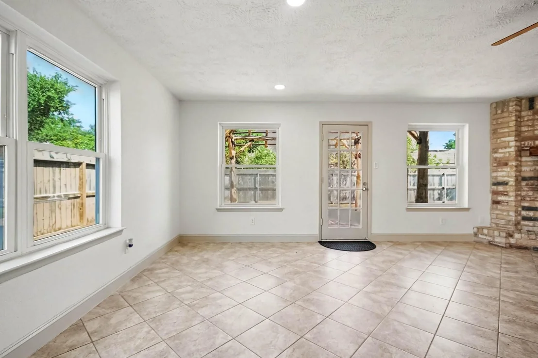 Photo of 4010 Bluebonnet Trail