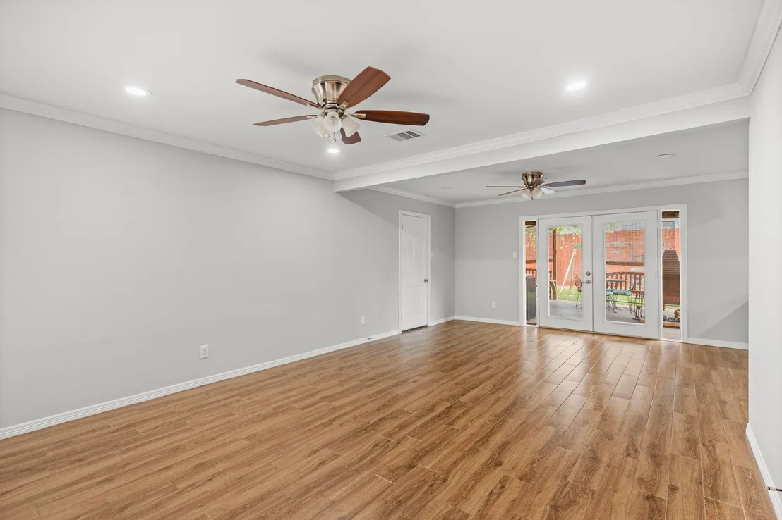 Photo of 6338 Maple Hill Drive