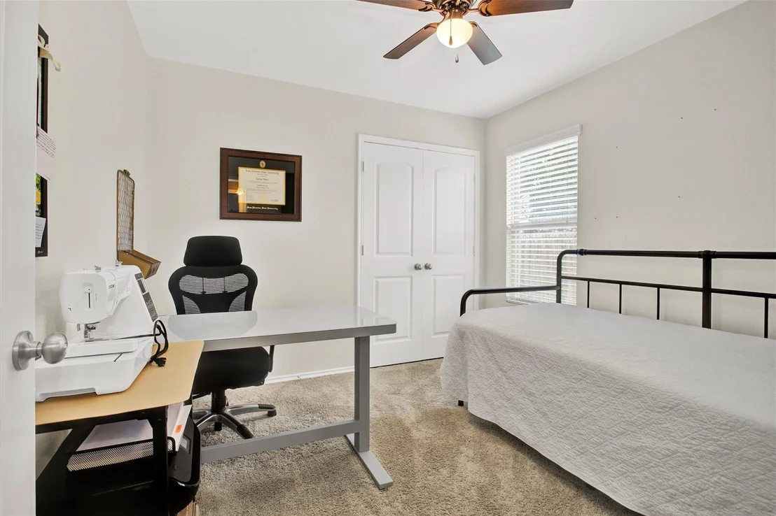 Photo of 704 Heritage Drive