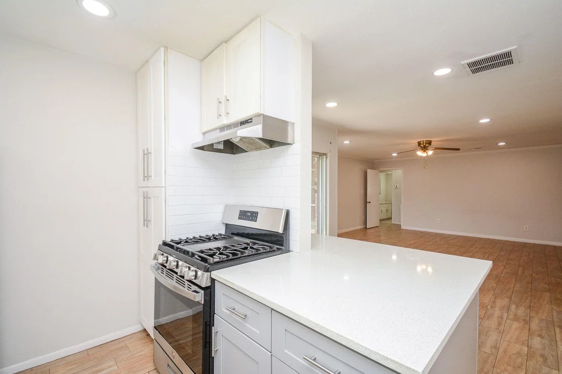 Photo of 6002 Verdome Lane