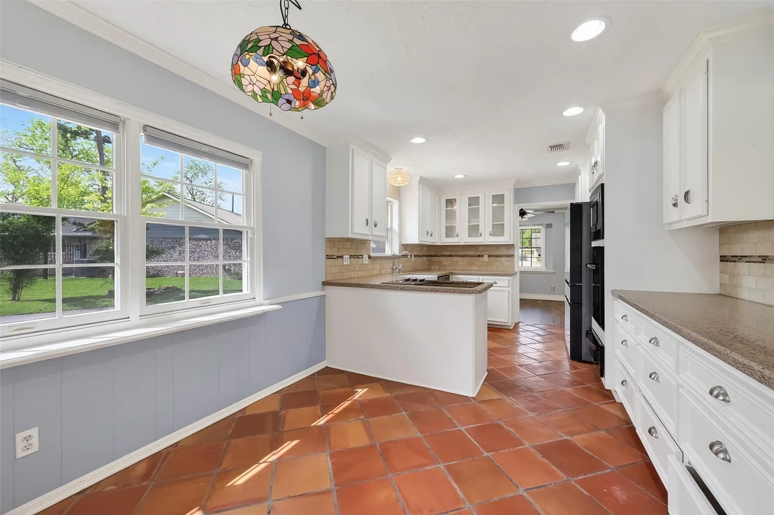 Photo of 906 Pear Tree Lane